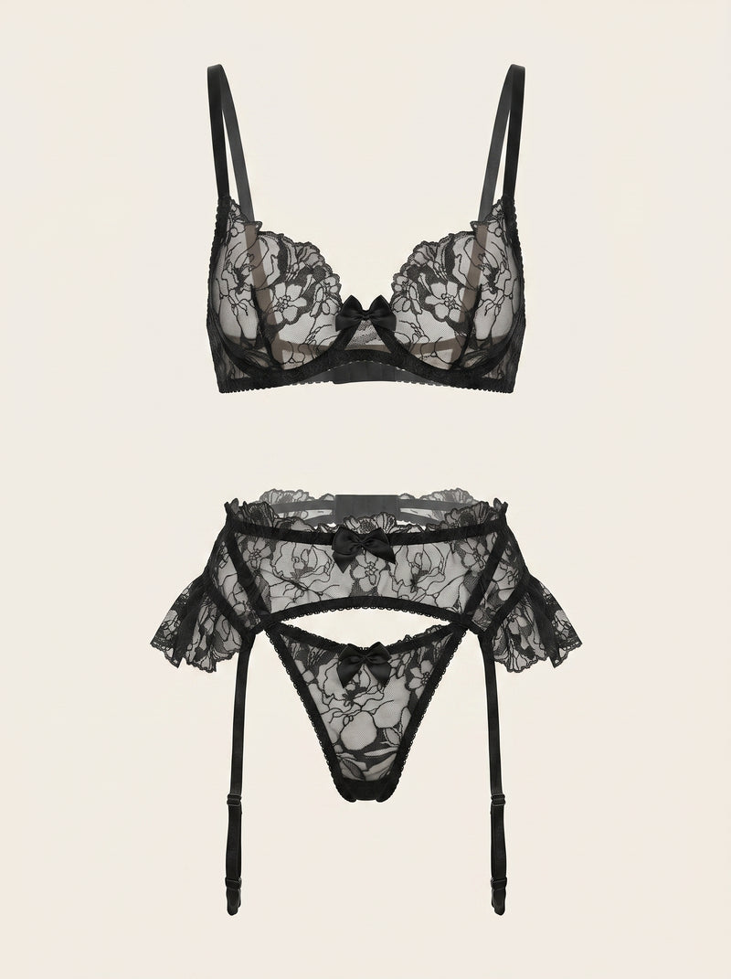 Conjunto de lencería de encaje negro con detalle de volantes