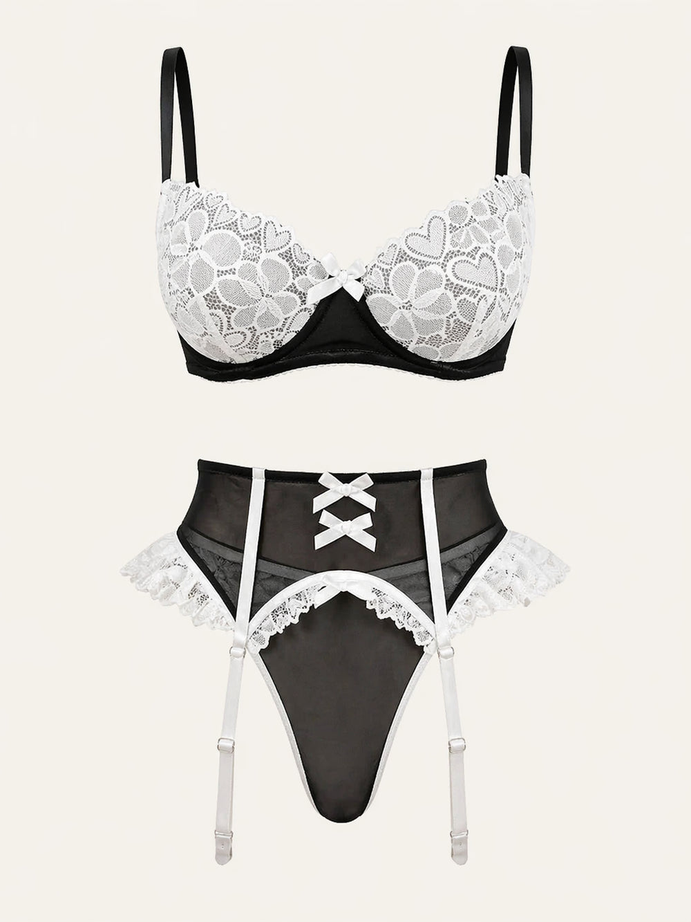 Conjunto de lencería negro y blanco de encaje con detalle de volantes