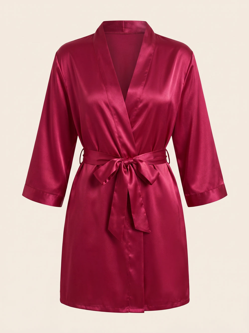 Robe kimono rouge foncé en satin avec finition brillante