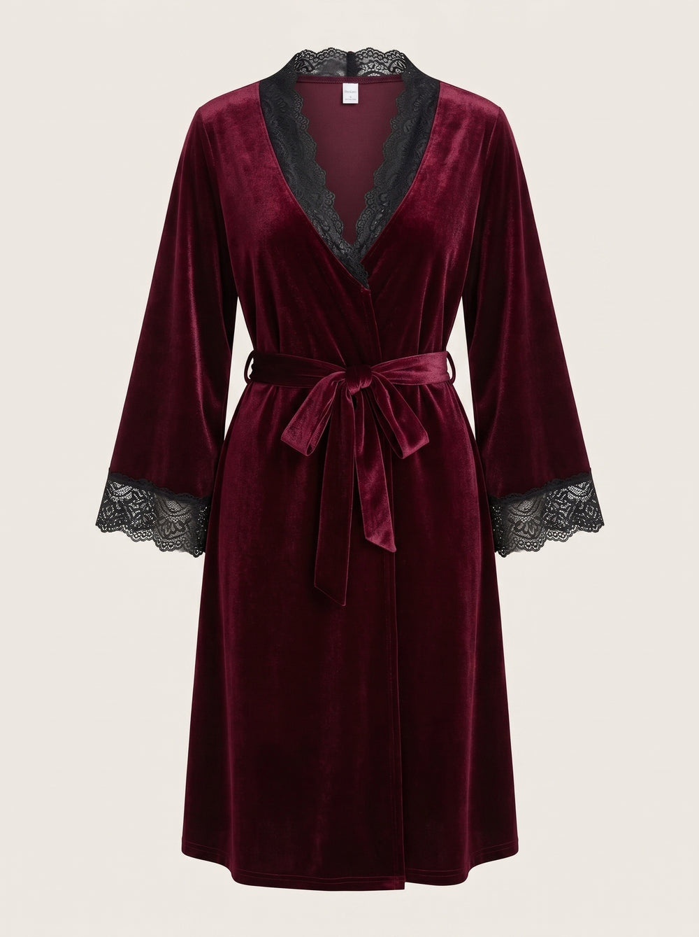 Elegante donkerbordeauxrode fluwelen kimono met kanten rand
