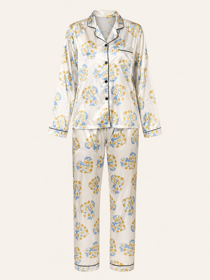 Ensemble de pyjama en satin à motif floral et cœurs avec détails passepoilés