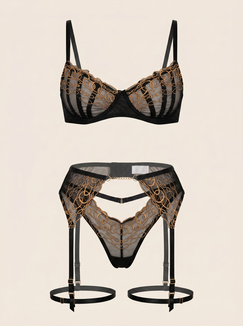 Set di lingerie in rete ricamata con catena dorata e dettaglio a strisce