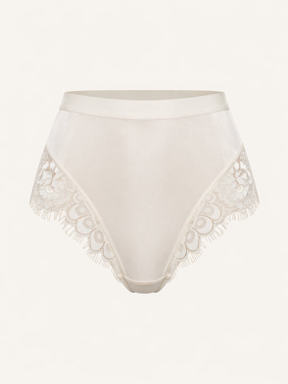 Ivoorkleurige kanten slip met hoge taille en geschulpte randen