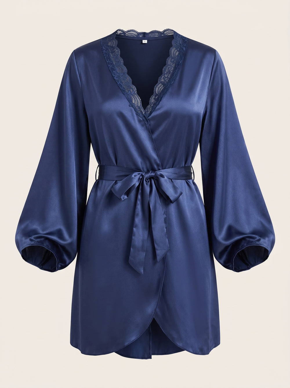 Kimono peignoir en satin bleu marine avec bordure en dentelle