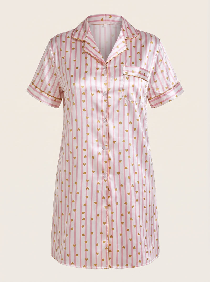 Nuisette rayée rose et blanche en satin avec motifs de cœurs dorés