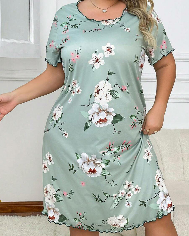 Plus Size Leopard Heart Cotton Nightdress with Scalloped Edges-Nightgown-Bellascena-bellascena