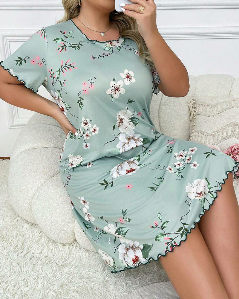 Plus Size Leopard Heart Cotton Nightdress with Scalloped Edges-Nightgown-Bellascena-bellascena