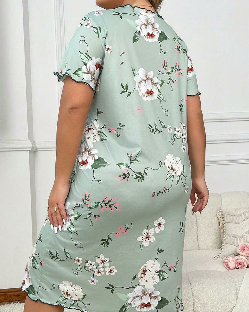Plus Size Leopard Heart Cotton Nightdress with Scalloped Edges-Nightgown-Bellascena-bellascena
