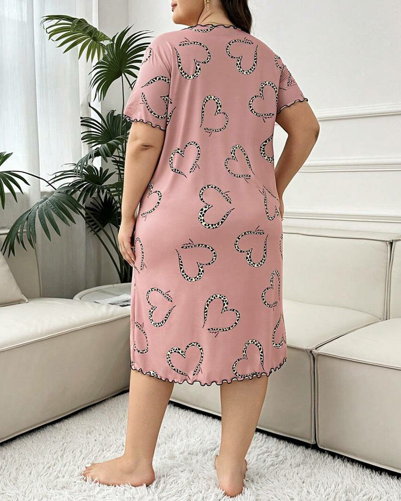 Plus Size Leopard Heart Cotton Nightdress with Scalloped Edges-Nightgown-Bellascena-bellascena