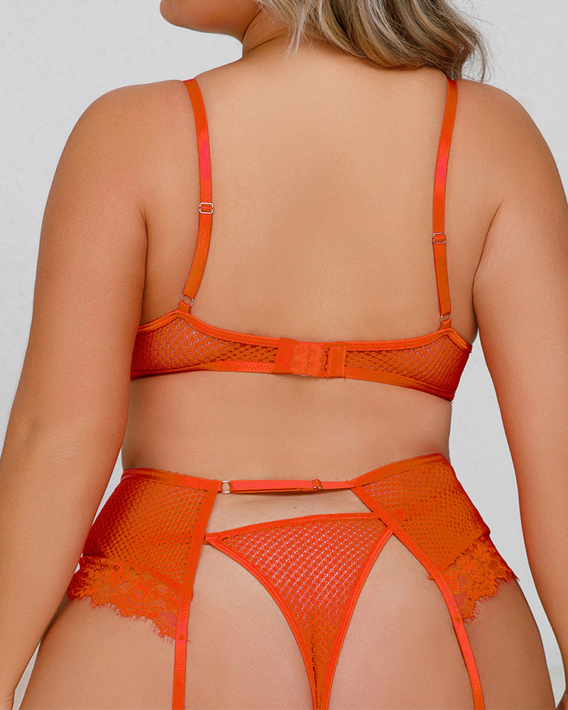 Plus Size Red Lace Pattern Fishnet Lingerie Set with Chain Detail-Lingerie Set-Bellascena-bellascena
