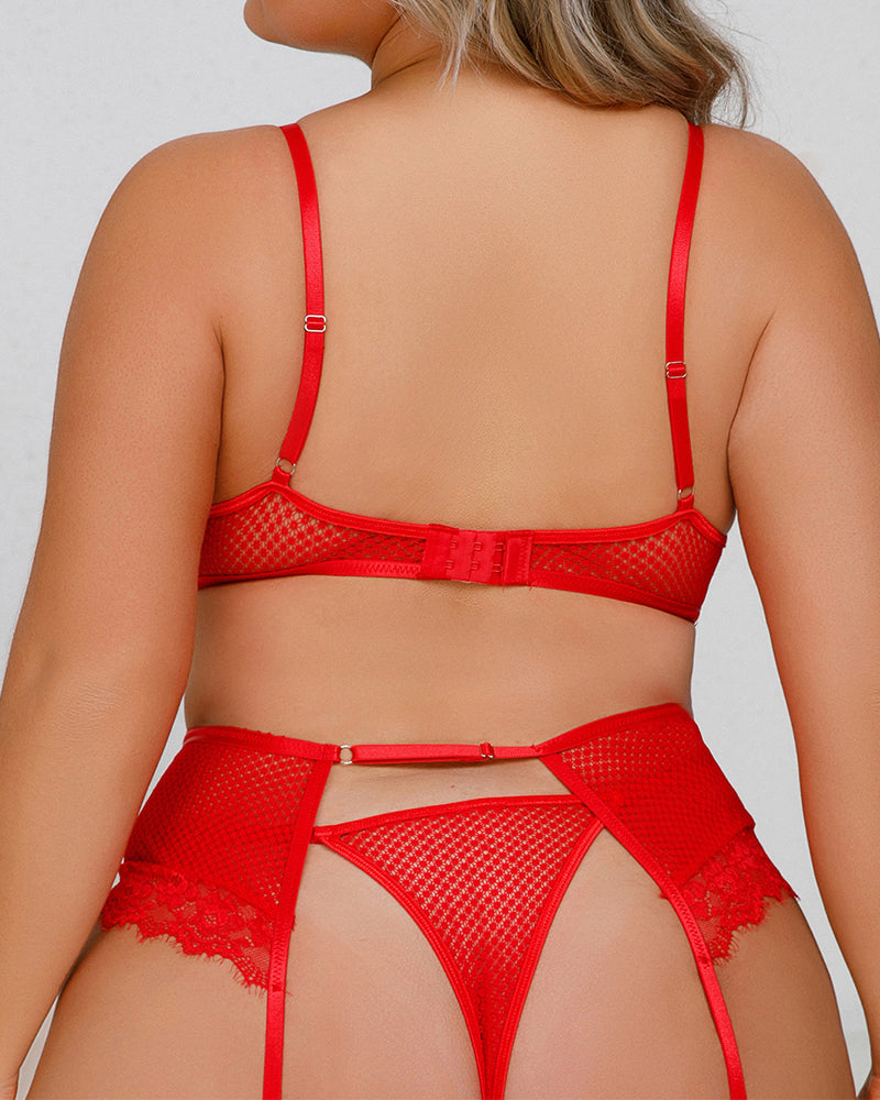Plus Size Red Lace Pattern Fishnet Lingerie Set with Chain Detail-Lingerie Set-Bellascena-bellascena