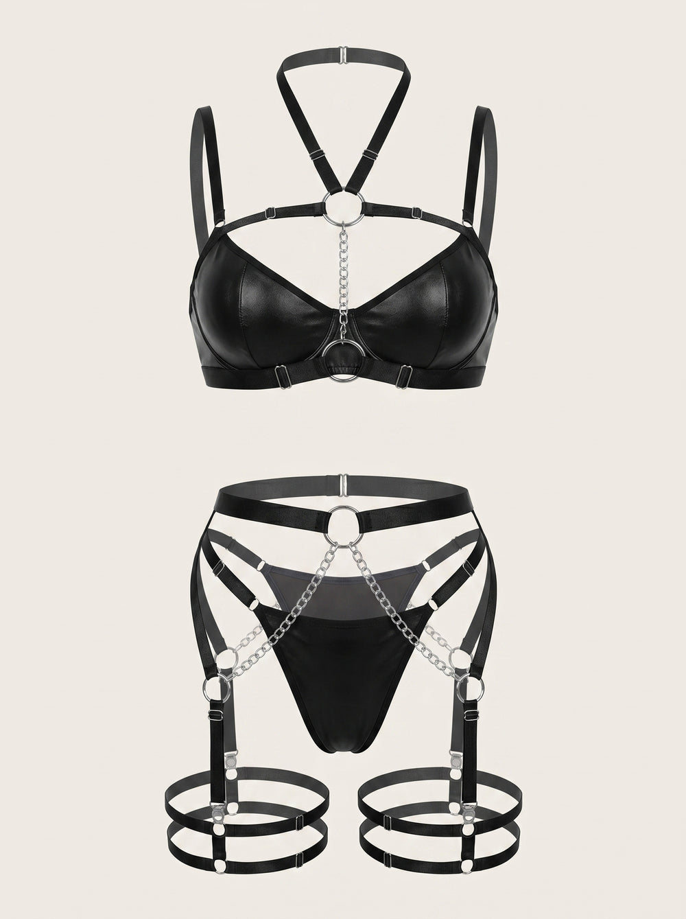 Ensemble de lingerie en satin noir uni avec harnais porte-jarretelles et détail de chaîne