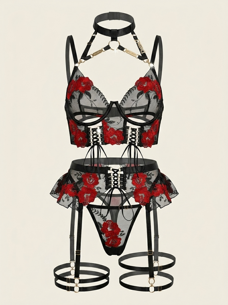 Completo lingerie in rete ricamata con fiori rossi e dettagli con spalline