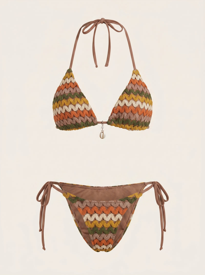 Ensemble bikini au crochet multicolore à motif zigzag avec liens, dos nu et anneaux argentés