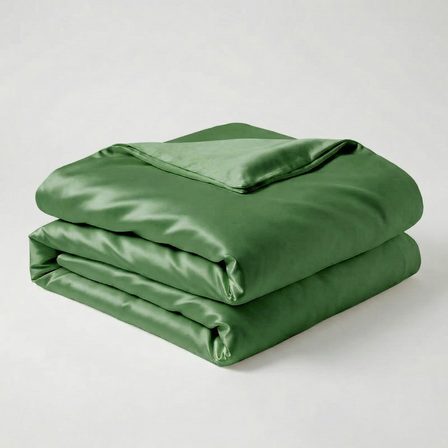 Solid Black Satin Duvet Cover with Glossy Finish-Duvet Cover-Bellascena-Green-150x200cm-bellascena