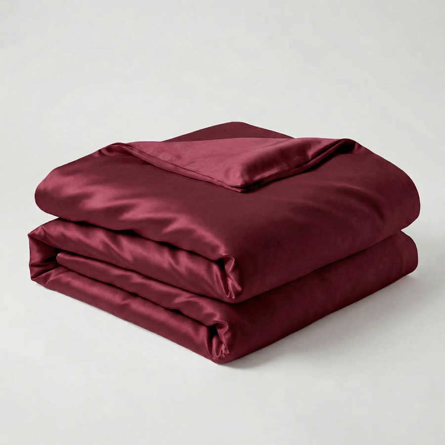 Solid Black Satin Duvet Cover with Glossy Finish-Duvet Cover-Bellascena-Red-150x200cm-bellascena