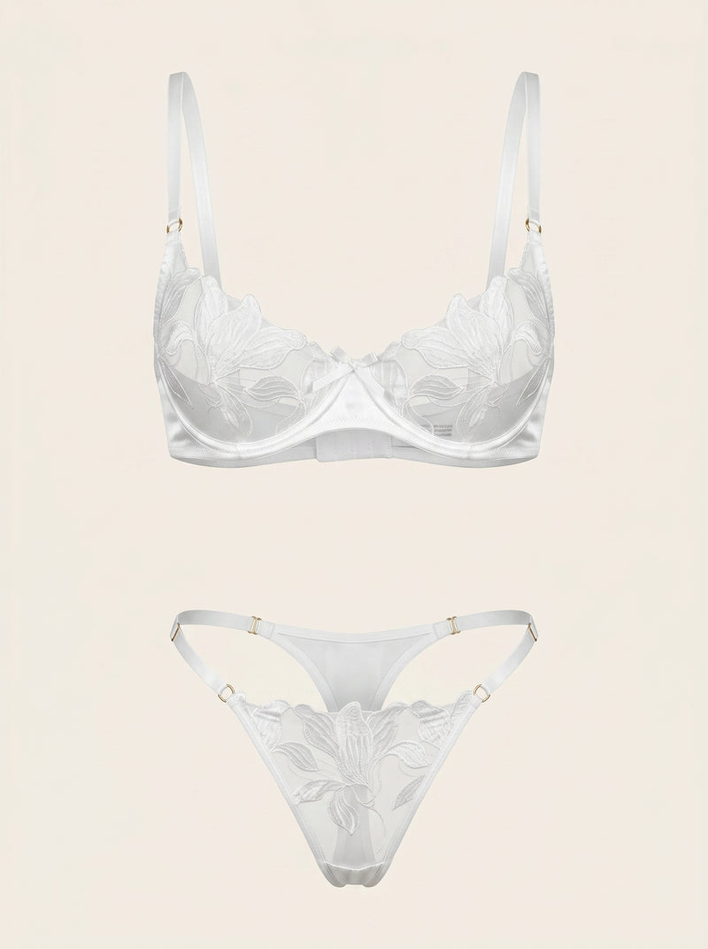 Set di lingerie in tulle bianco floreale con design con strappy