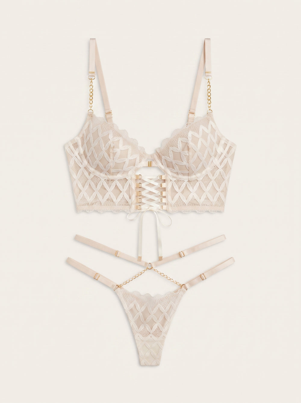 Ensemble de lingerie en dentelle blanche à motif quadrillé, avec porte-jarretelles et détails transparents à brides