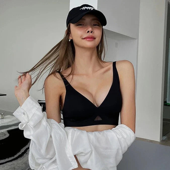Wireless Seamless Solid White Cotton Bra with Pull-On Cutout-Bra-Bellascena-Black-S-bellascena